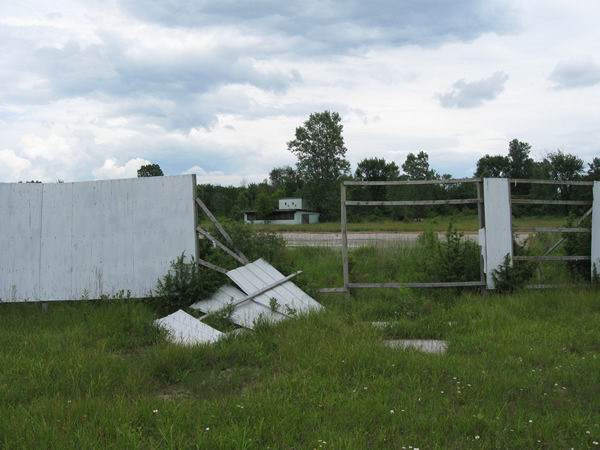 Maple City Drive-In Theatre - Summer 2013 (newer photo)